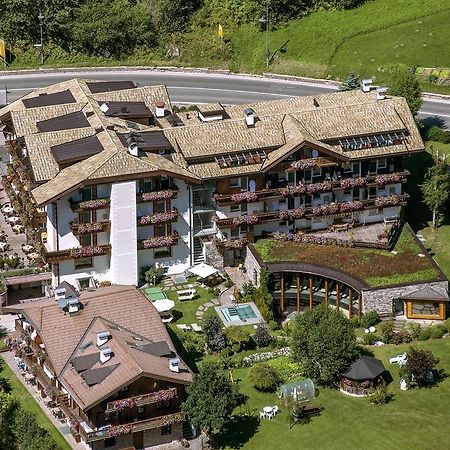 Hotel Gran Paradis Кампителло-ди-Фасса Экстерьер фото