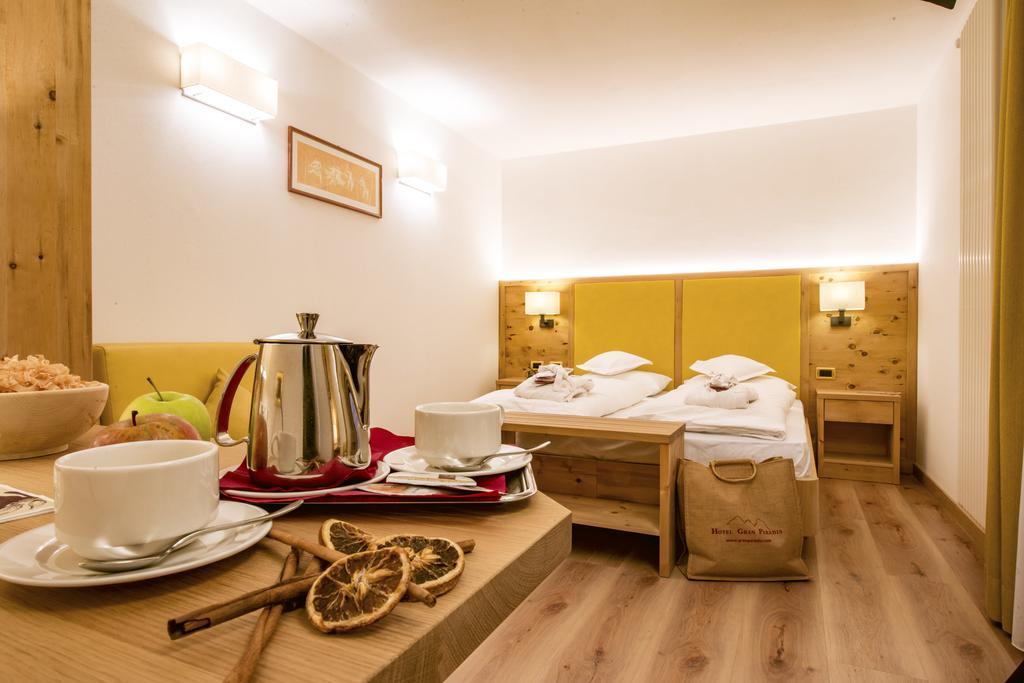 Hotel Gran Paradis Кампителло-ди-Фасса Экстерьер фото